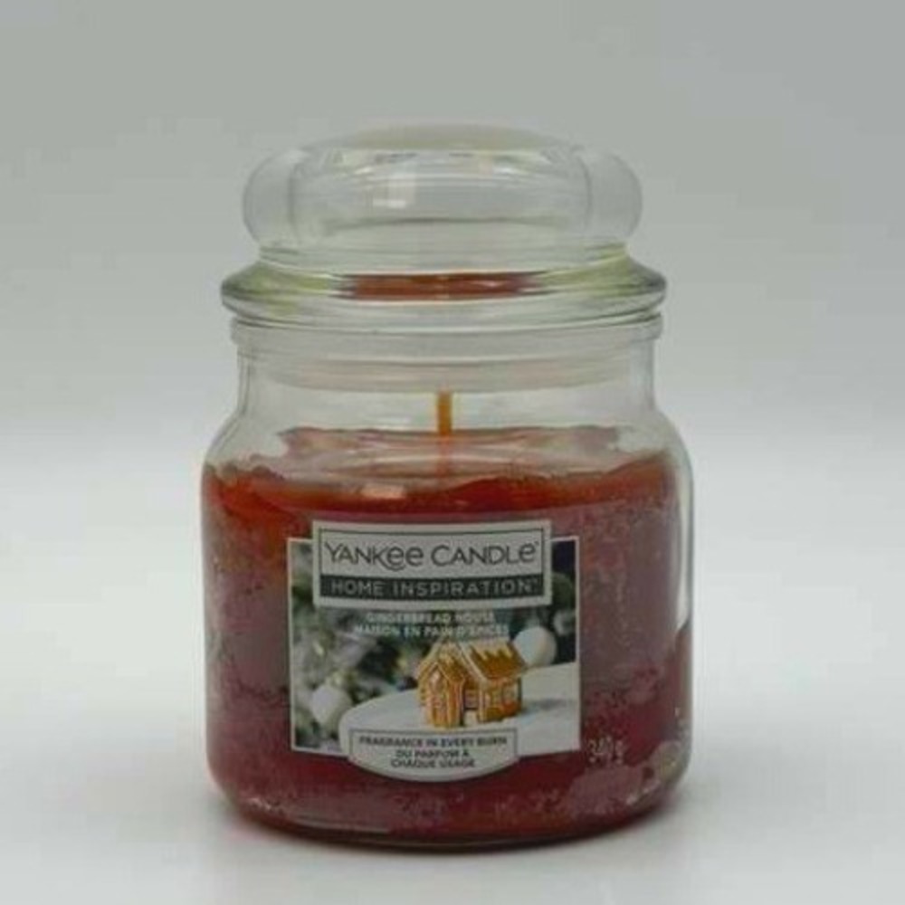 Yankee Candle Gingerbread House Medium Jar - 12 oz (340g) Scented Candle - NWT - Picture 2 of 3